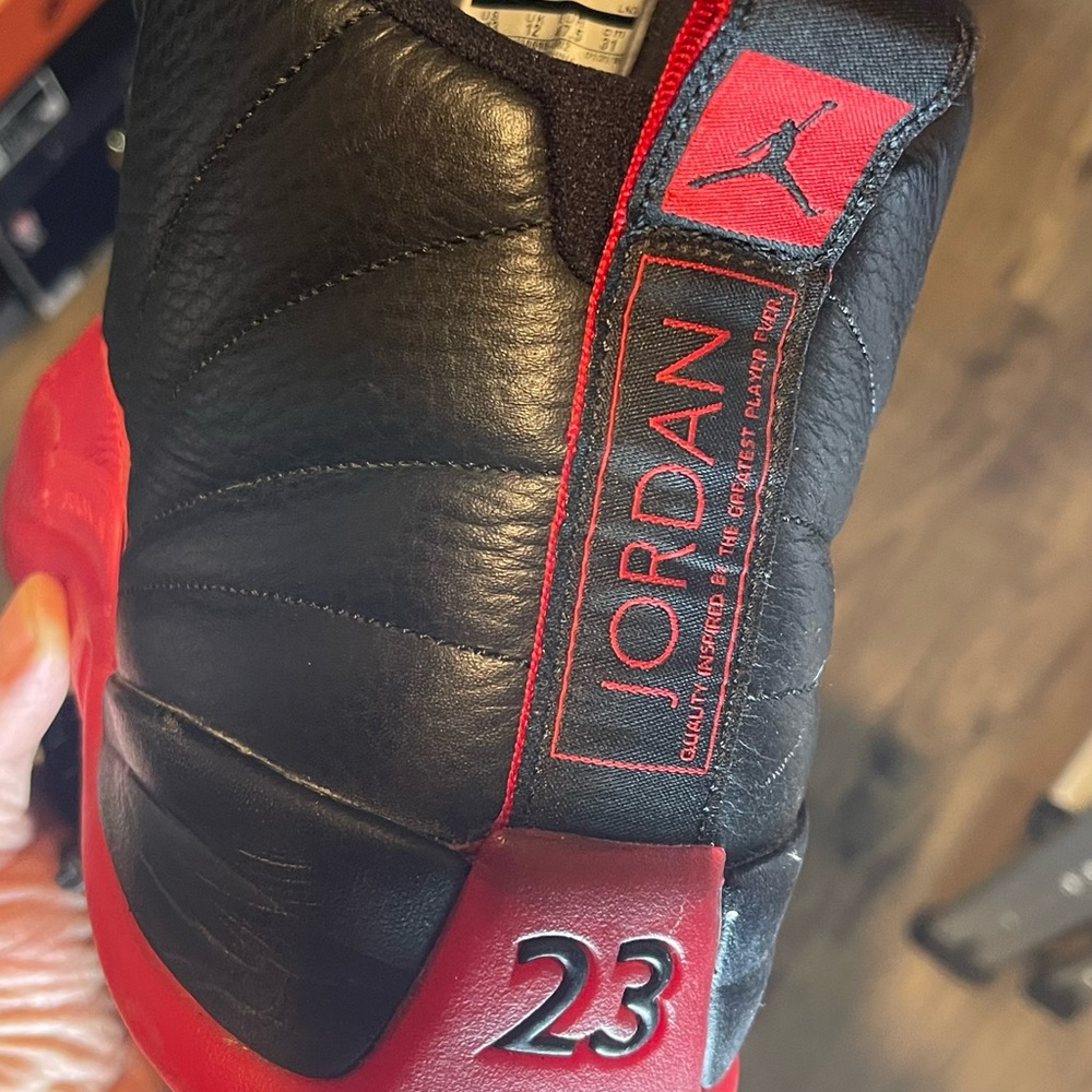Jordan 12 flu game - Picture 4 of 4
